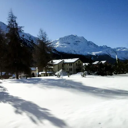 Romantisches Studio Mit Panorama-blick Und Pool Apartament *